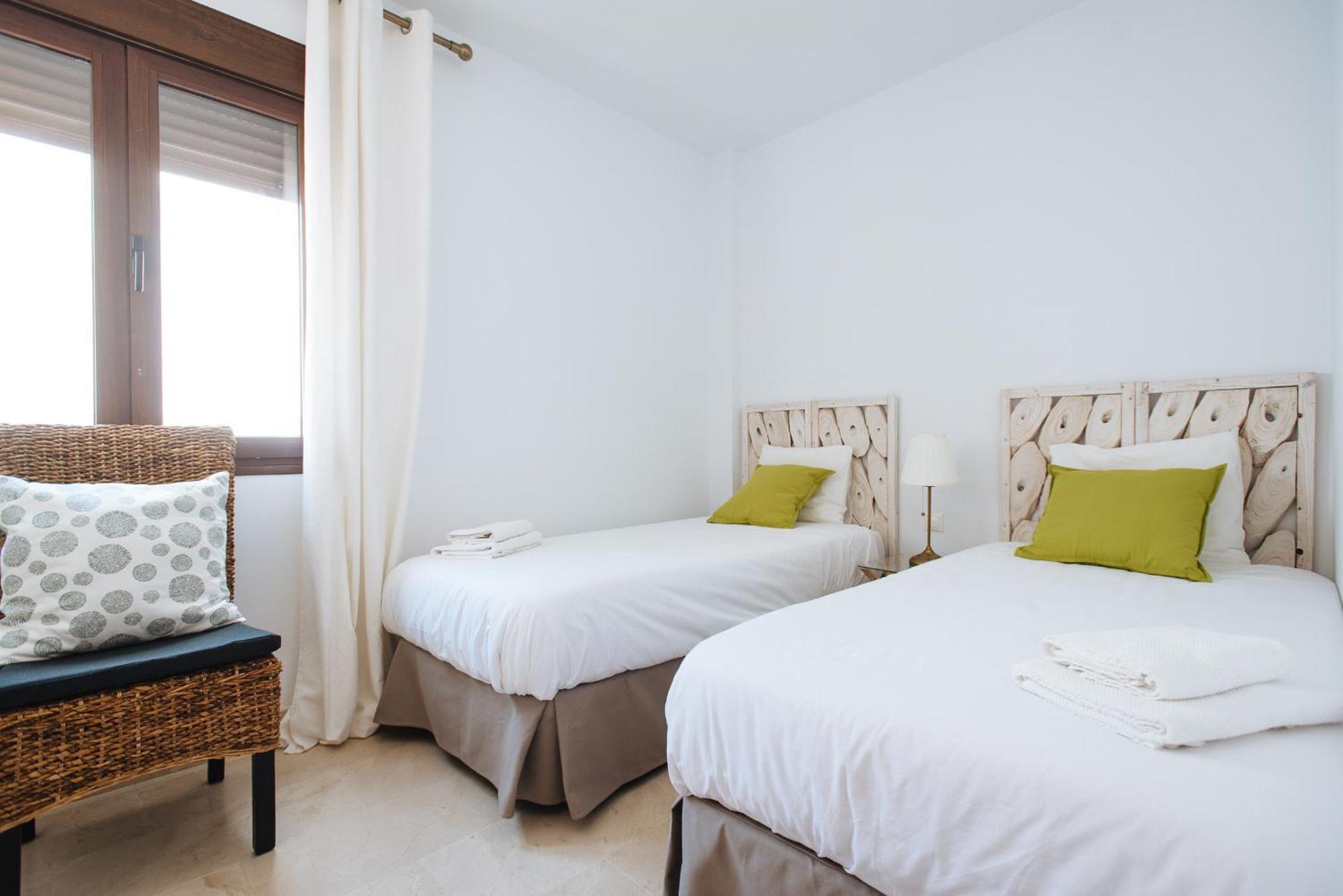 Hostly Orfila 3A-3B Exclusive Penthouse-Center-Fibre-Parking Optional — Photos 2